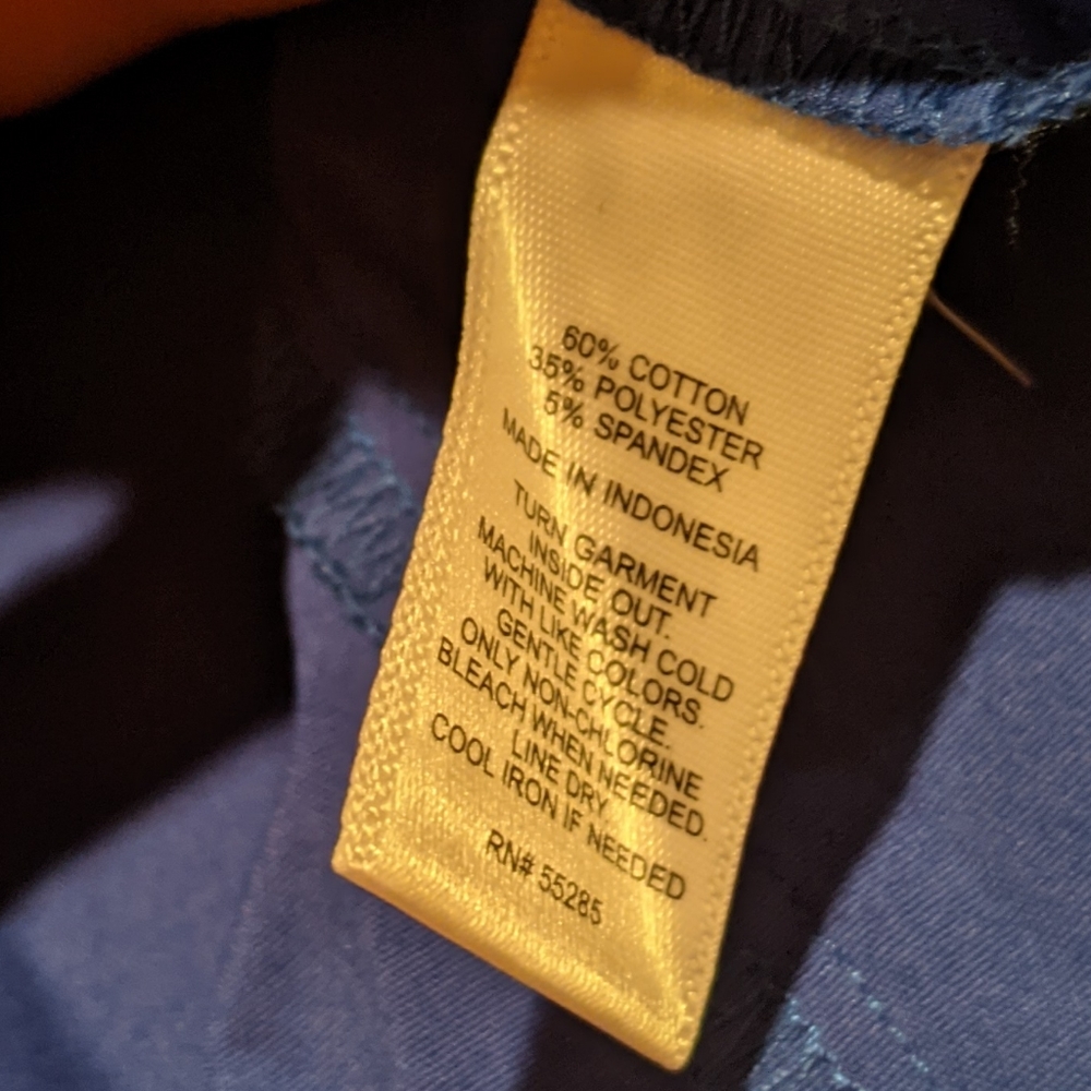 Express Essentials Button Down Shirt - Picture 4 of 4